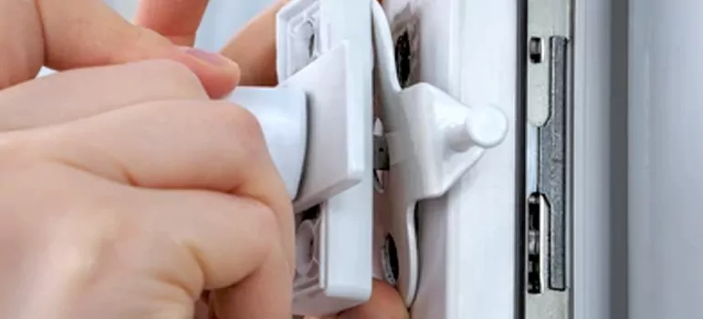 Window Lock Assembly in Florida Ridge, FL